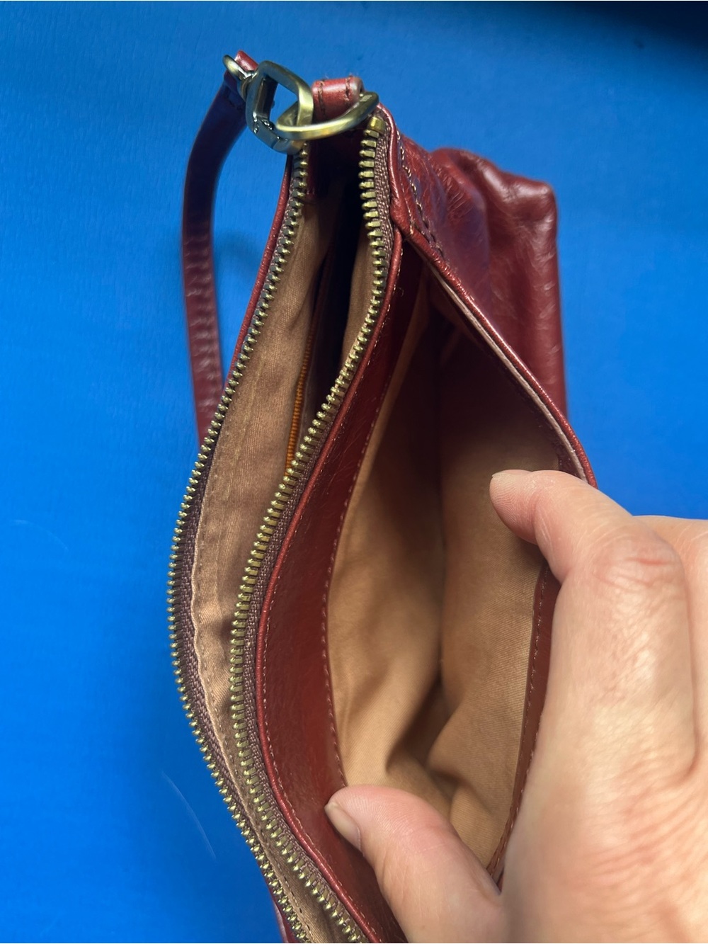 HOBO Red Leather Wristlet Clutch - Picture 7 of 10